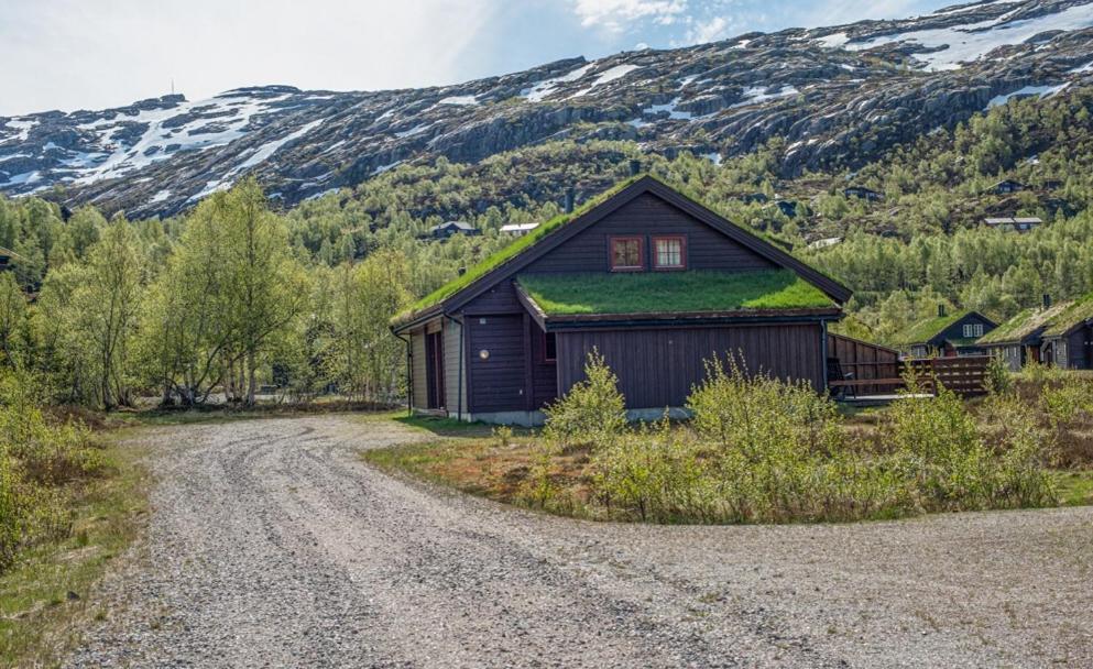 Four-Bedroom Cottage In Sirdal Tjorhom Екстериор снимка