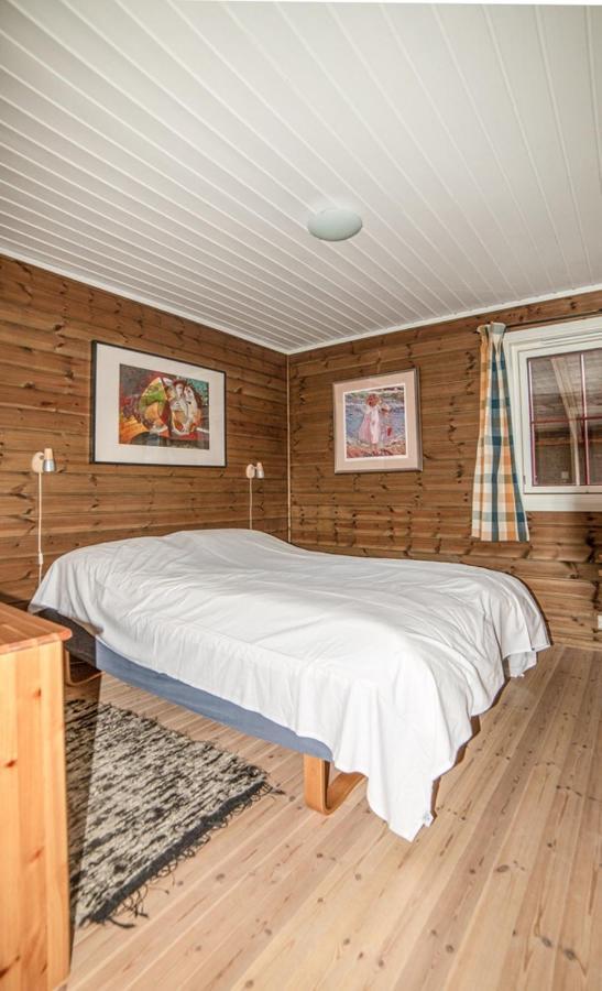 Four-Bedroom Cottage In Sirdal Tjorhom Екстериор снимка