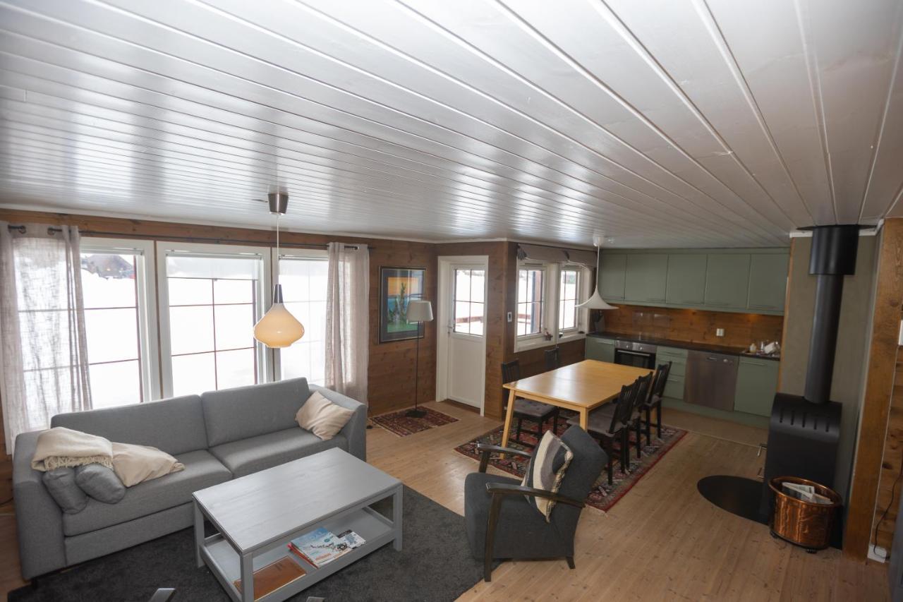 Four-Bedroom Cottage In Sirdal Tjorhom Екстериор снимка